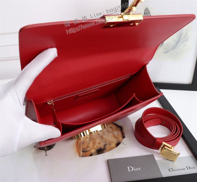 Dior女包 迪奧30 Montaigne平紋紅色琺瑯扣蒙田包 Dior肩背斜挎包  dfk1744